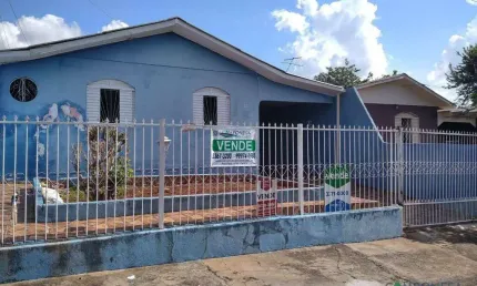 Casa com 2 dormitórios à venda, 115 m² por R$ 300.000,00 - Conjunto Habitacional Maria Cecília Serrano de Oliveira - Londrina/PR