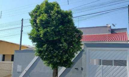 Casa com 3 dormitórios, 174 m² - venda por R$ 750.000,00 ou aluguel por R$ 3.700,00/mês - Conjunto Habitacional Alexandre Urbanas - Londrina/PR