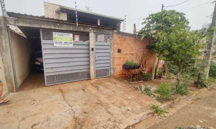 Sobrado com 5 dormitórios à venda, 200 m² por R$ 490.000,00 - Paris - Londrina/PR