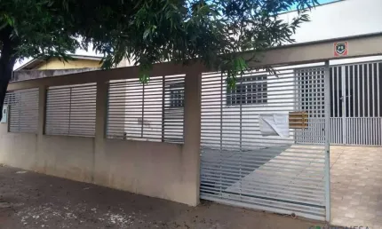 Casa com 2 dormitórios à venda, 104 m² por R$ 250.000,00 - Conjunto Semiramis Barros Braga - Londrina/PR