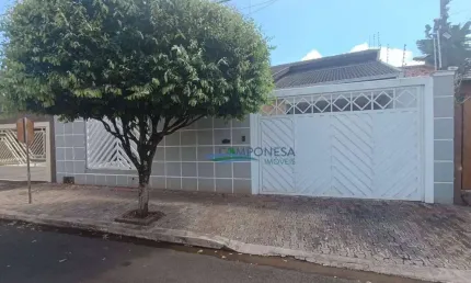 Casa com 3 dormitórios para alugar, 240 m² por R$ 7.000,00/mês - Jardim dos Alpes I - Londrina/PR