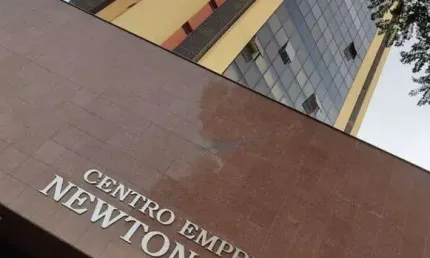 Sala para alugar, 86 m² por R$ 2.600,00/mês - Centro - Londrina/PR