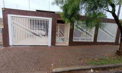 Casa com 3 dormitórios à venda, 166 m² por R$ 700.000,00 - Jardim Pacaembu - Londrina/PR