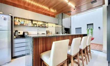 Sobrado com 3 dormitórios à venda, 233 m² por R$ 1.990.000,00 - Jardim Montecatini - Londrina/PR