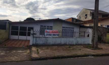 Casa com 3 quartos à venda na Rua Teodomiro Furtado, 448, Xaxim, Curitiba por R$ 530.000