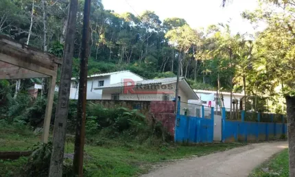 Terreno à venda no Centro, Antonina , 1330 m2 por R$ 420.000