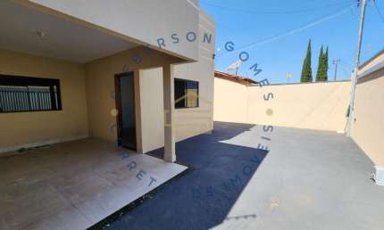Casa para Venda em Caldas Novas, Residencial Santa Clara, 3 dormitórios, 1 suíte, 1 banheiro, 1 vaga