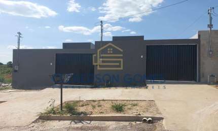Casa para Venda em Caldas Novas, Jardim Privê das Caldas, 2 dormitórios, 1 suíte, 1 banheiro