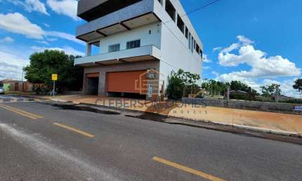 Casa para Venda em Caldas Novas, Jardim Esmeralda, 4 dormitórios, 3 suítes, 5 banheiros, 4 vagas