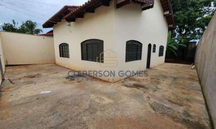 Casa para Venda em Caldas Novas, Estância Itaguaí, 2 dormitórios, 1 suíte, 1 banheiro, 1 vaga