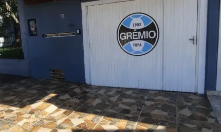 Casa com 3 quartos à venda na Rua Max Eugênio, 180, Capão da Cruz, Sapucaia do Sul, 140 m2 por R$ 750.000