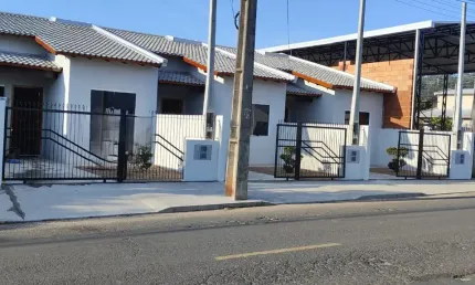 Casa com 3 quartos à venda no Ipiranga, Sapucaia do Sul , 70 m2 por R$ 340.000