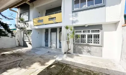 Casa com 2 quartos à venda na Avenida Cubatão, 1614, Piçarras, Guaratuba