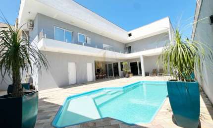 Casa com 3 quartos à venda na Rua La Paz, 214, Balneário Nereidas, Guaratuba