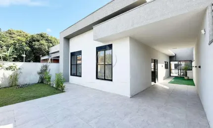Casa com 5 quartos à venda na Rua Maria Elisa Costa Marin, 74, Balneário Nereidas, Guaratuba