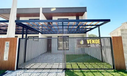 Casa com 3 quartos para alugar na Rua Guilherme Pequeno Esquina Com Avenida Po, 936A, Centro, Guaratuba