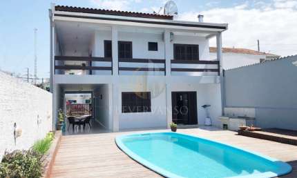 Casa com 4 quartos para alugar na Rua Tomazina, 25, Cohapar, Guaratuba