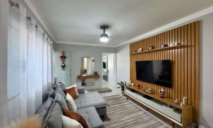 Casa com 3 dormitórios à venda, 129 m² por R$ 650.000,00 - Vila Lavínia - Mogi das Cruzes/SP