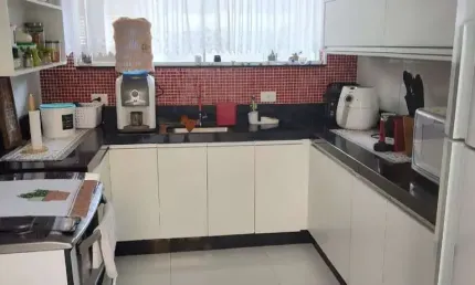 Sobrado com 4 dormitórios à venda, 138 m² por R$ 700.000,00 - Vila São Paulo - Mogi das Cruzes/SP