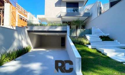 Sobrado com 4 dormitórios à venda, 311 m² por R$ 3.690.000,00 - Condomínio Residencial Real Park Arujá - Arujá/SP
