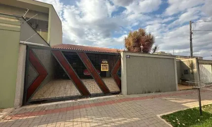 Casa com 3 dormitórios à venda, 210 m² por R$ 748.000,00 - San Fernando - Londrina/PR