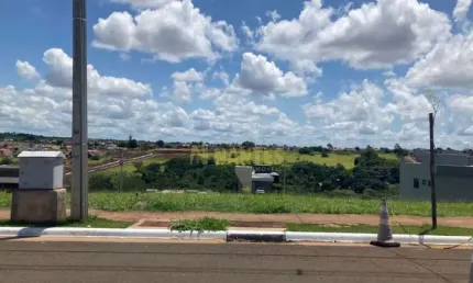 Terreno à venda Condomínio Parque Tauá Araguari, 256 m² R$ 330.000,00 - Abussafe - Londrina/PR