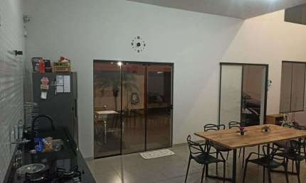 Casa com 3 dormitórios à venda, 155 m² por R$ 615.000 - Jardim Neman Sahyun - Londrina/PR