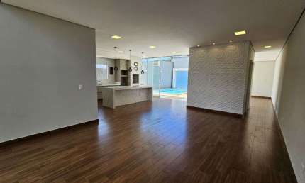 Casa com 3 dormitórios sendo 1 suites, 270 m² -  R$ 1.750.000 - Condomínio Bella Vitta - Londrina