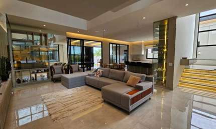 Casa com 5 dormitórios à venda, Condominio Villagio do Engenho, Jardim Tarobá em Cambé/PR