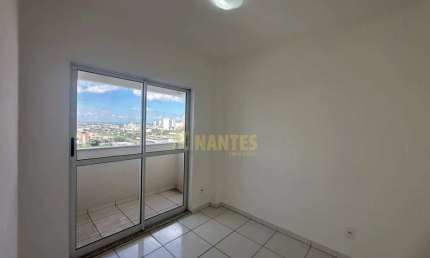 Apartamento com vista limpa para venda na região central de Londrina - Edifício Inédito