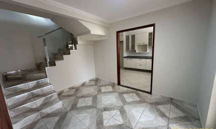 Casa com 4 dormitórios à venda e locação, 195 m² por R$ 620.000,00 e R$4.200,00 - Bairro Aeropo