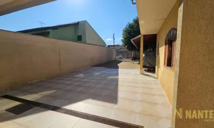 Casa á venda no residencial quadra norte, 250 m²  com 3 suítes, na zona norte em londrina/pr.