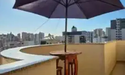 Apartamento duplex com terraço privativo no Condomínio Poeta Mário Romagnolli, Centro - Londrina