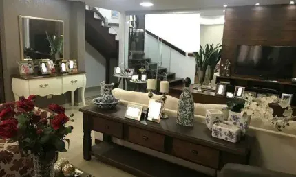 Casa com 3 dormitórios à venda, 275 m² R$ 1.800.000,00 - Andrade - Londrina/PR