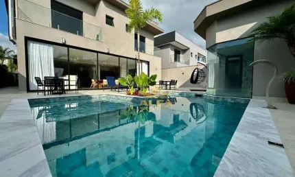 Casa de Alto Padrão com 6 Suítes à venda, Condomínio Jardim Acapulco, Guarujá/SP