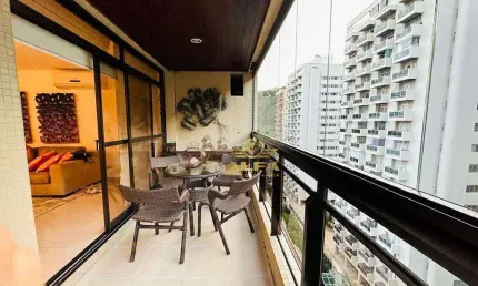 Região nobre - Apartamento à venda com 4 dormitórios - Condomínio com lazer - 2 vagas - Pitangueiras - Guarujá/SP