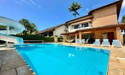 Casa com 4 Suítes à venda no Condomínio Jardim Acapulco, Guarujá.