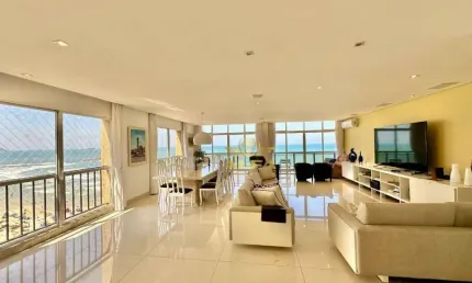 FRENTE MAR - Apartamento com 3 Suítes à venda, Praia das Pitangueiras, Guarujá/SP.