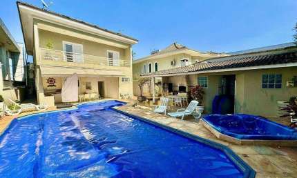 Casa à Venda na Enseada no Guarujá | Alfa Imóveis Guarujá