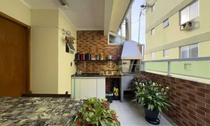 Villagio Triplex com Varanda Gourmet | Despesas baixas | 3 Dormitórios sendo 2 suítes, 1 vaga, Guarujá-SP.