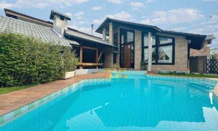 Casa à Venda no Acapulco em Guarujá | Alfa Imóveis Guarujá