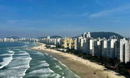 Apartamento à Venda na Pitangueiras no Guarujá | Alfa Imóveis