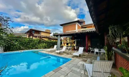 Casa à Venda no Granvile em Guarujá | Alfa Imóveis Guarujá