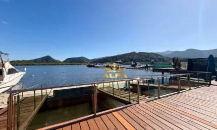 Casa à Venda na Marina Del Rey no Guarujá | Alfa Imóveis Guarujá