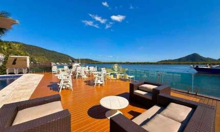 Casa à Venda na Marina Del Rey no Guarujá | Alfa Imóveis Guarujá