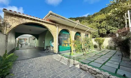 Casa com 3 quartos à venda na Rua Engenheiro Henrique Dória Vasconcelos, 21, Jardim Guaiuba, Guarujá