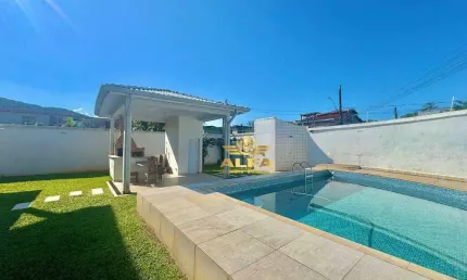 Casa à venda na praia da enseada | alfa imóveis guarujá
