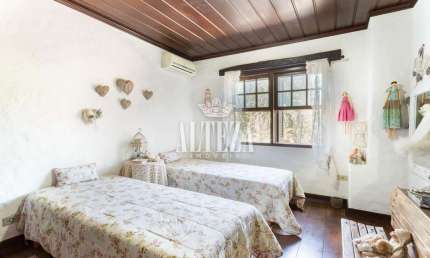 Chácara / sítio com 3 quartos à venda no Centro, Guararema , 1300 m2 por R$ 6.480.000