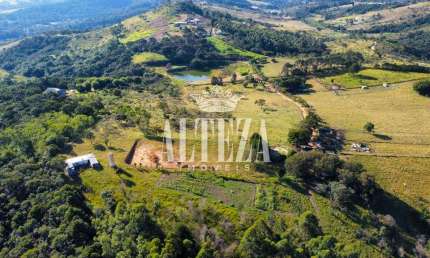 Chácara / sítio à venda no Itapetinga, Atibaia  por R$ 4.000.000