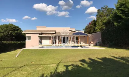 Casa com 3 quartos à venda no Jardim Estância Brasil, Atibaia , 245 m2 por R$ 1.650.000